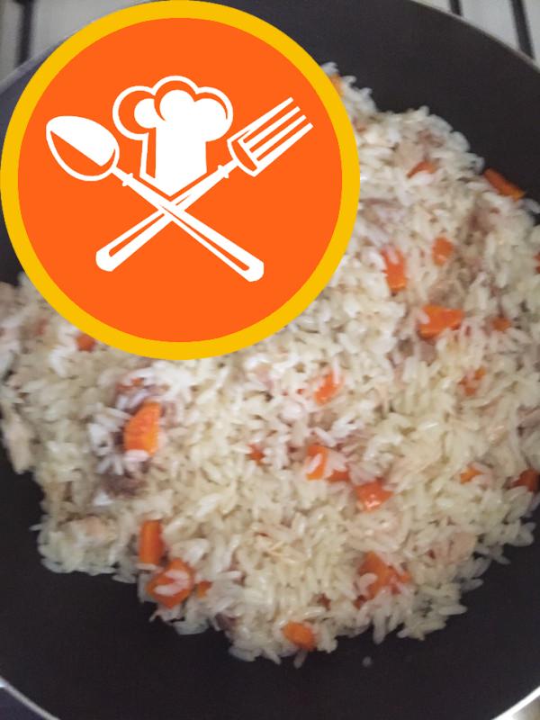 Ρύζι καρότο κοτόπουλο
